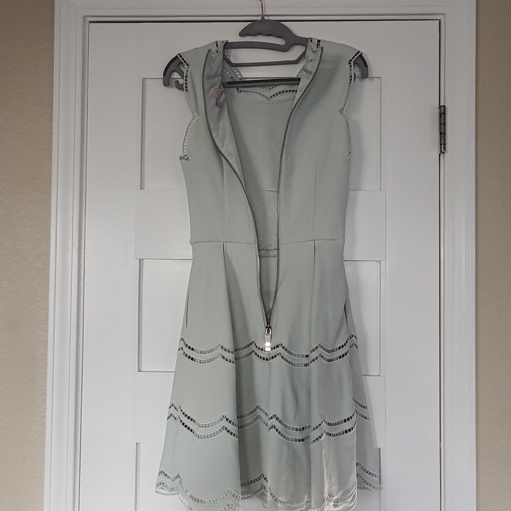 Ted Baker London Embroidered Tiered Skater Dress Ted Size 0 (US 2) Mint Cutwork - Picture 7 of 12